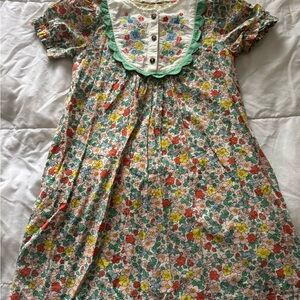 Mini Boden Kids Floral Floral  with Green Trim size 9-10
